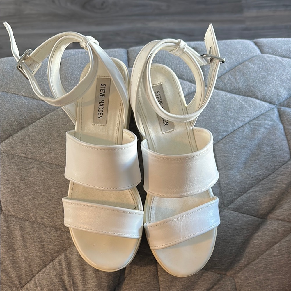 Steve Madden Snorkell Wedges